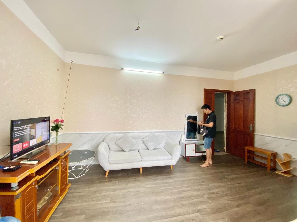 Apartment Khach San Sat Bien X