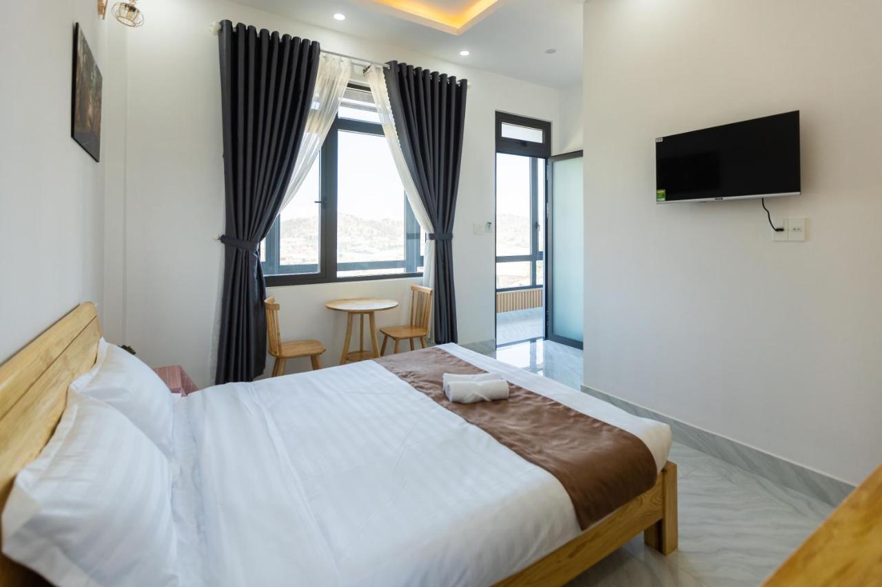 Au Khách sạn Đà Lạt