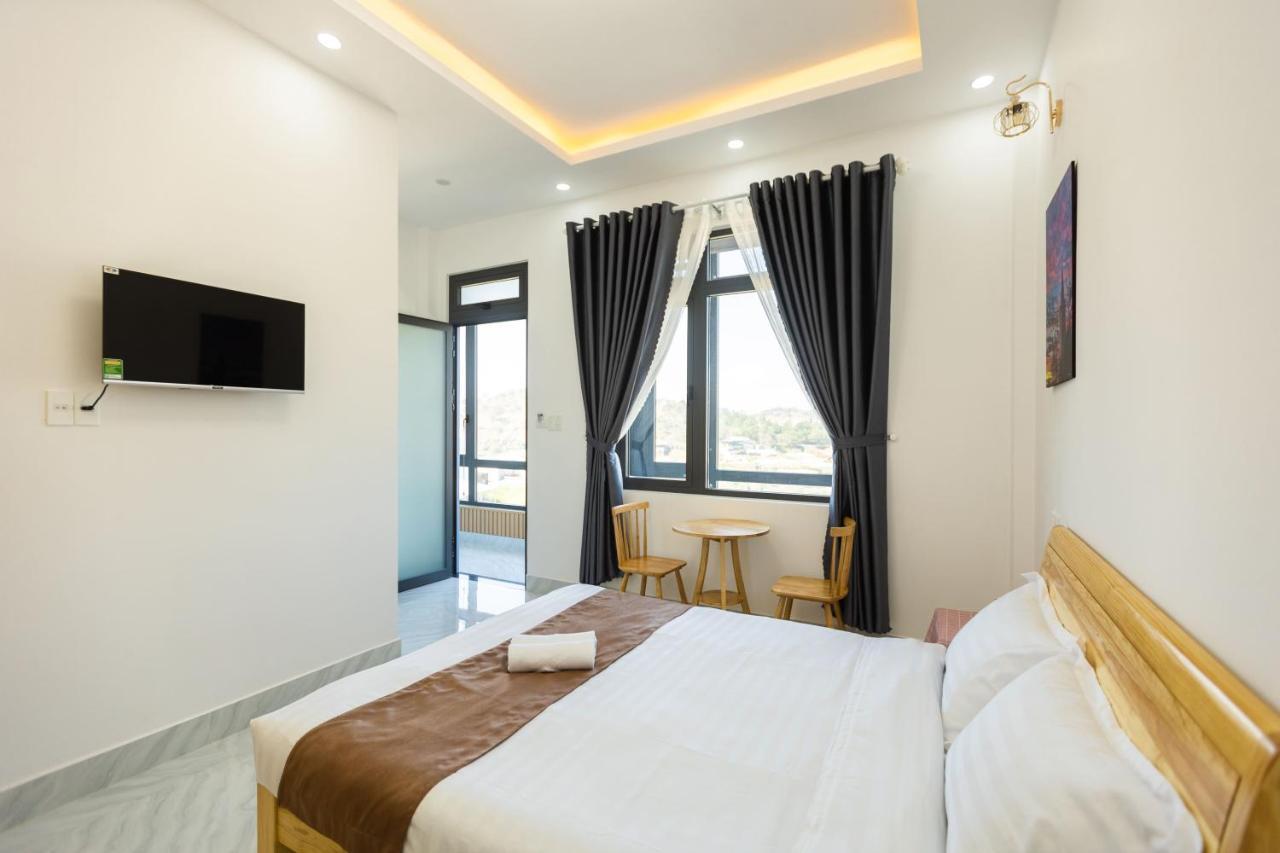 Au Khách sạn Đà Lạt