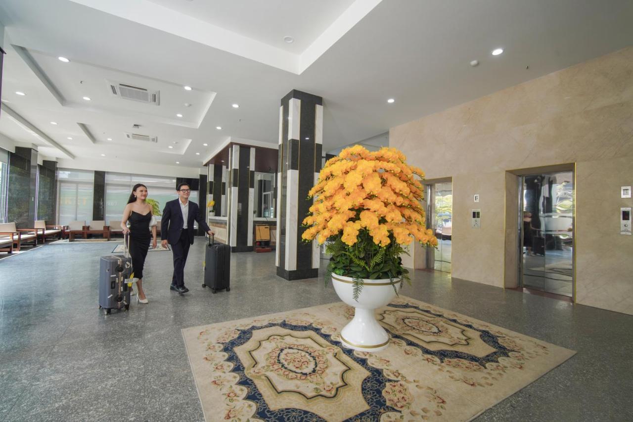 Khách sạn Sông Công 4*