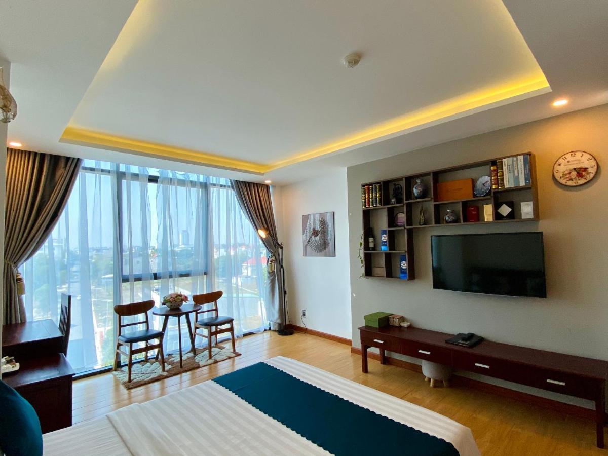 Mỹ Mỹ 2*