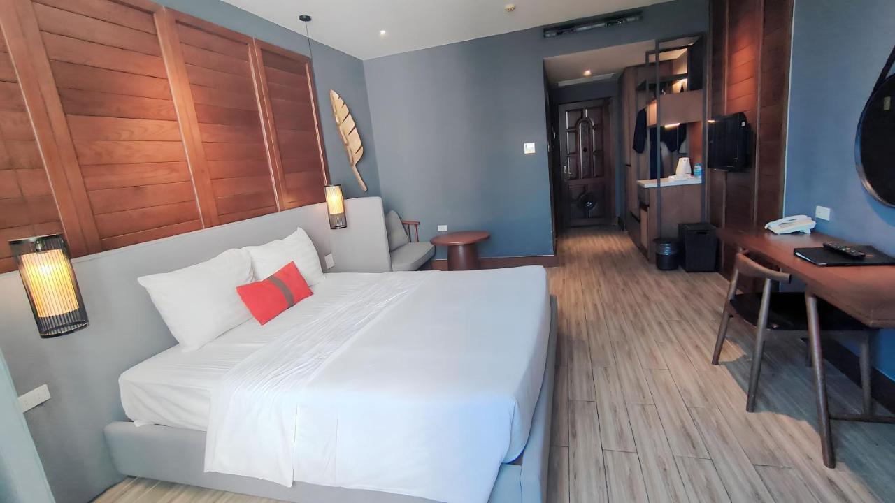 Hotel The Light 4*