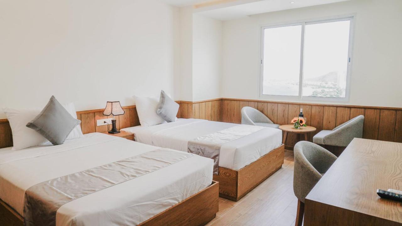 Hotel Glory 3*