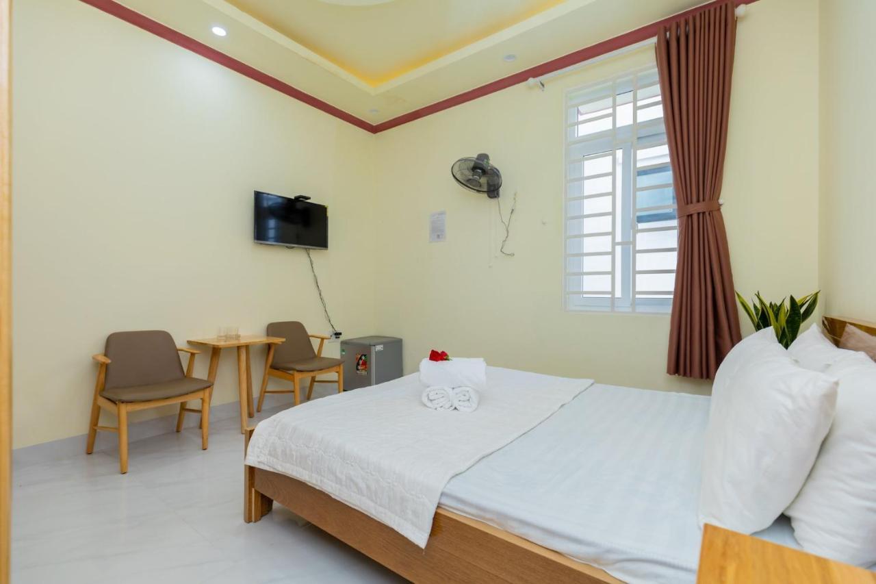 Hoang My B2-9 * Vung Tau