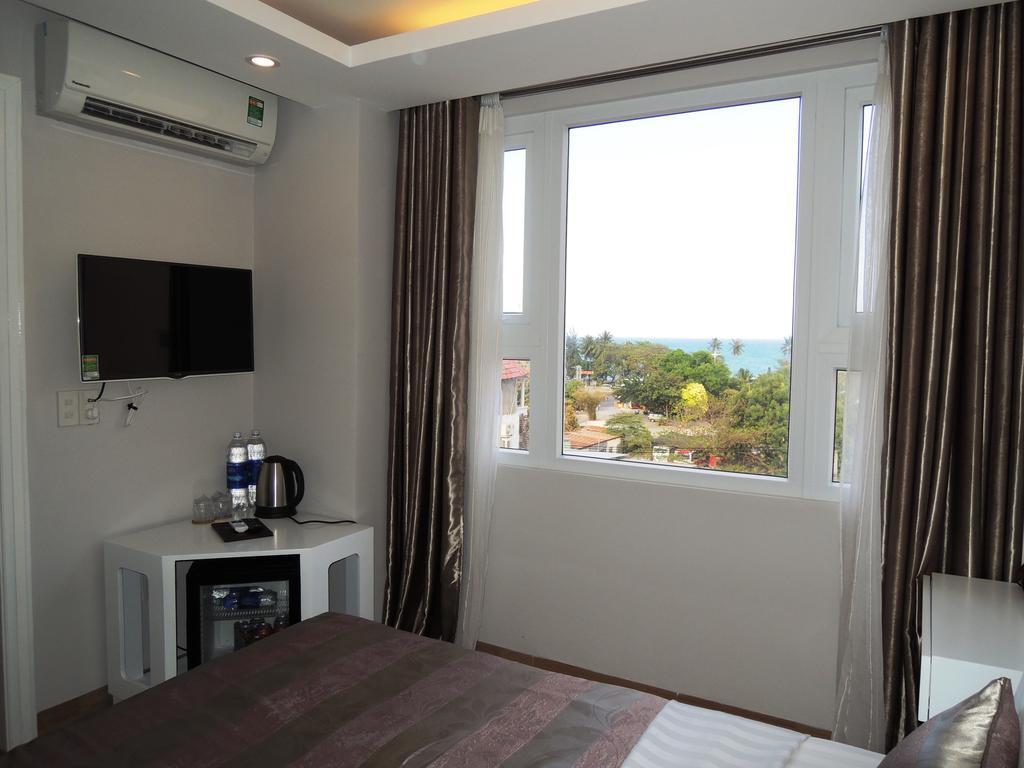 Nam 2* Nha Trang