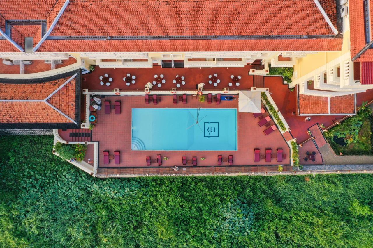 Victoria Hotel