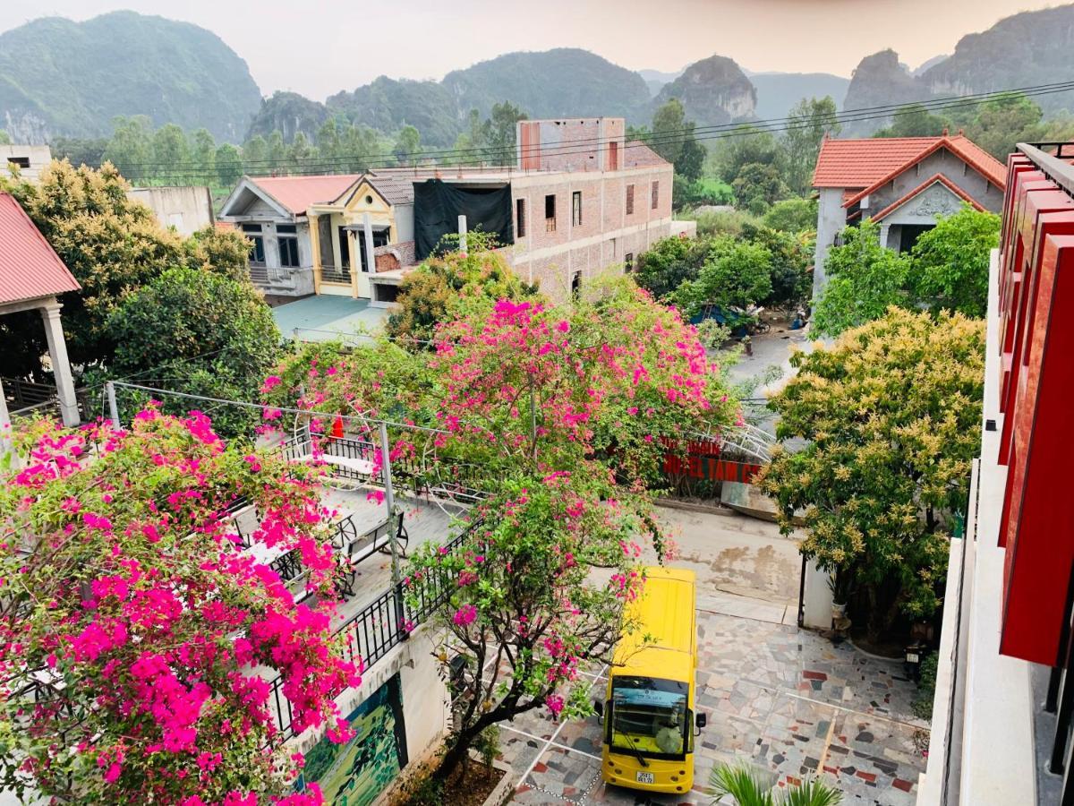 Elizabeth Tam Coc 2* Ninh Binh