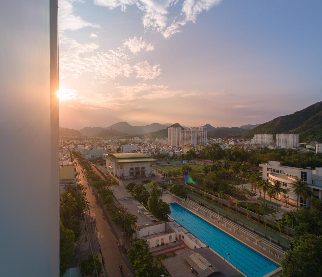 Hotel Canary Nha Trang