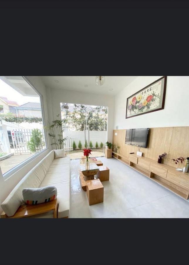 Monstera - Ben Hong Thung Lung Apartment