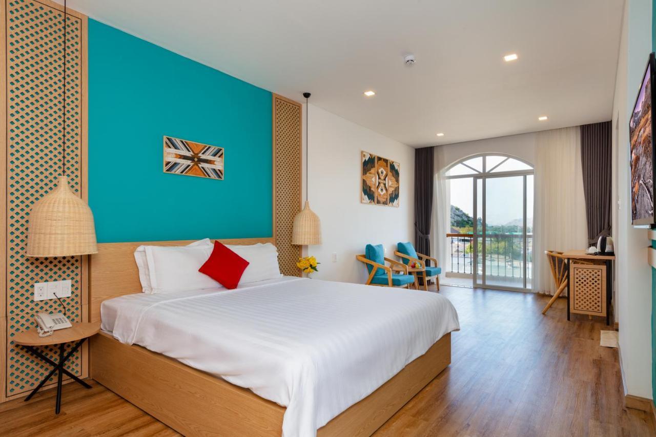 Khu nghỉ mát Hòn Cò - Cà Ná 3*