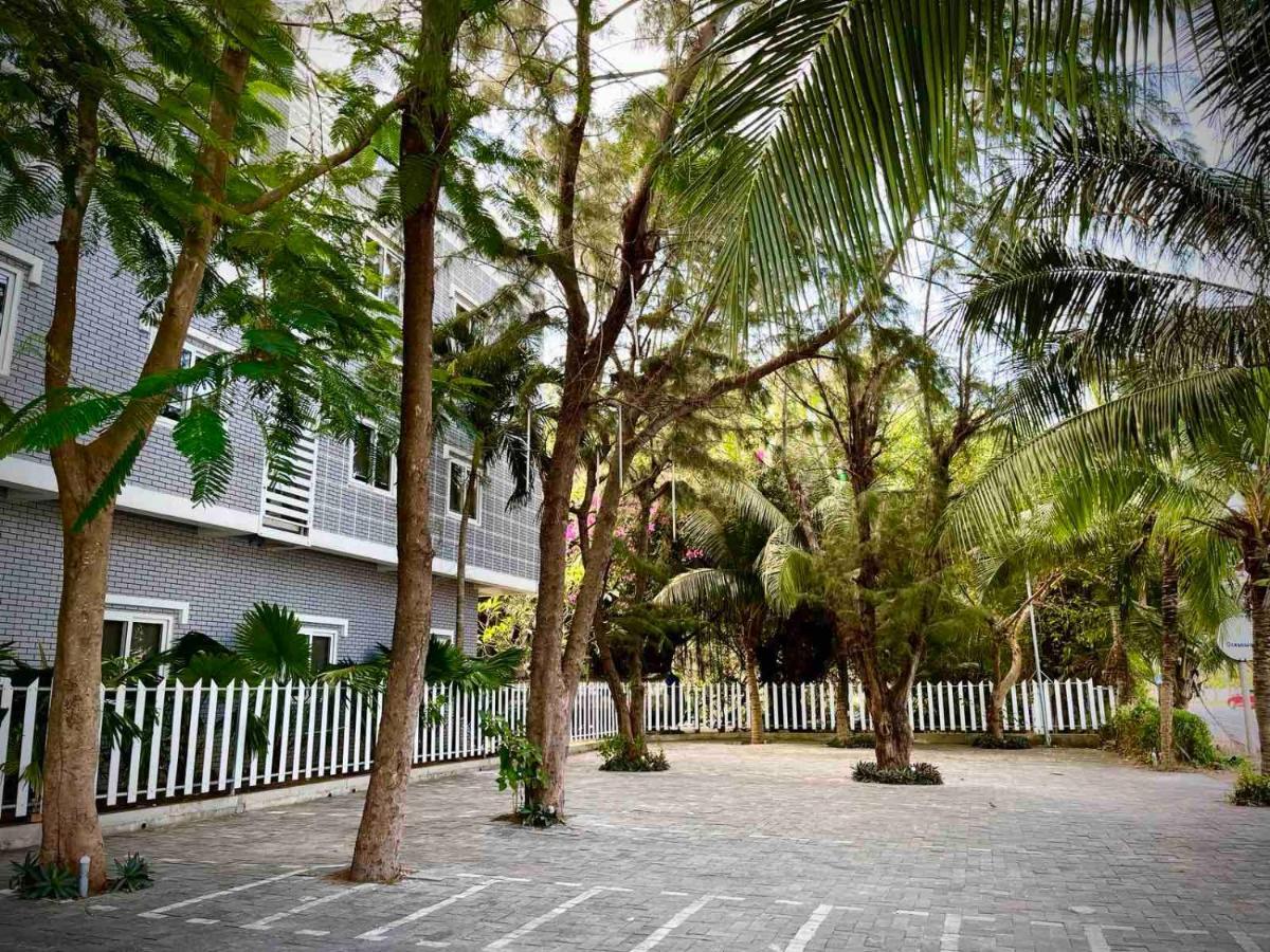 Oceanward & Resort Long Hai