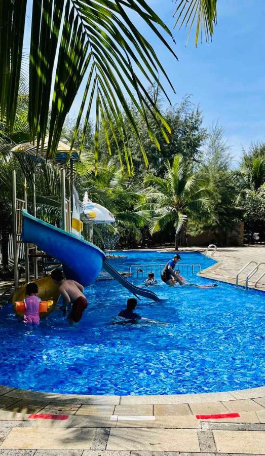 Oceanward & Resort
