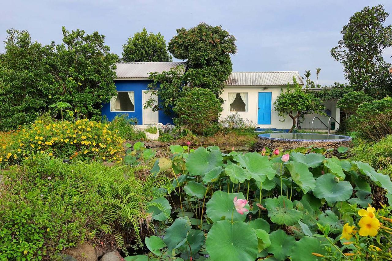 Holiday home Fefe Garden