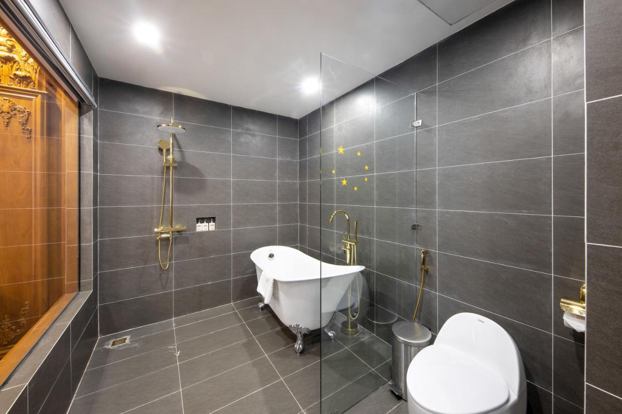 Glenda Tower Khách sạn
