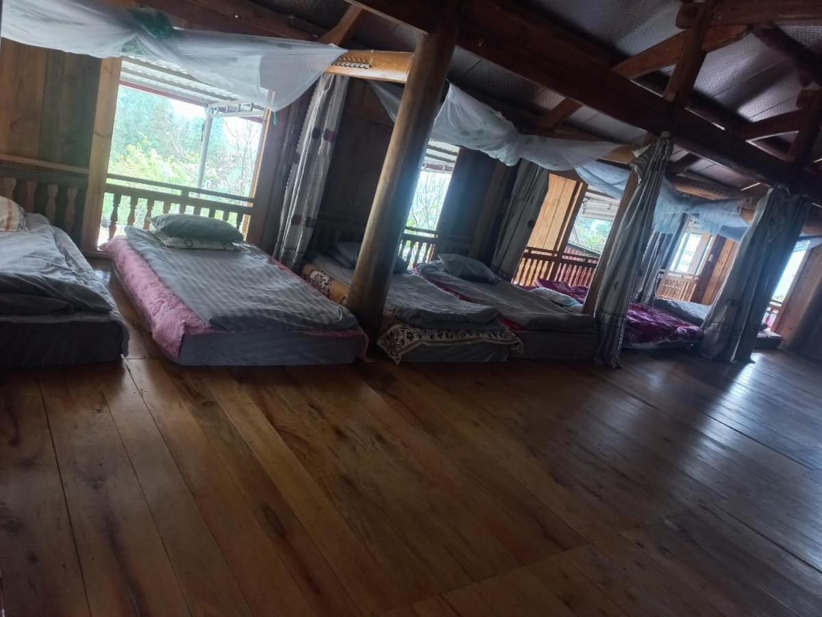 Hoang Vu Lodge *