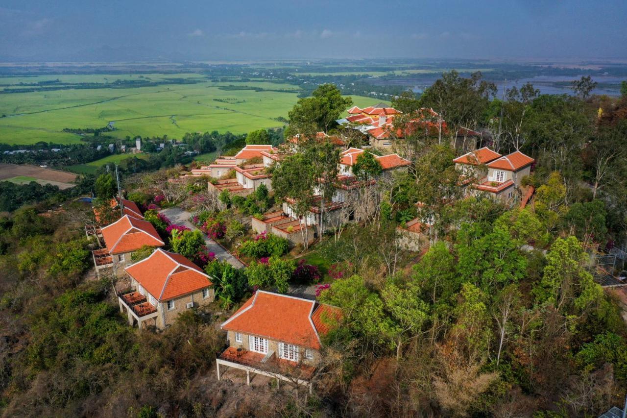 Resort Victoria Nui Sam 3*