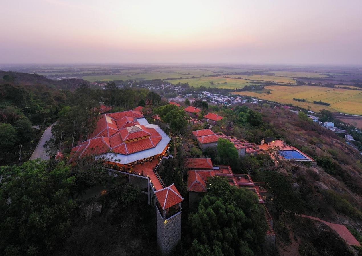Resort Victoria Nui Sam Chau Doc