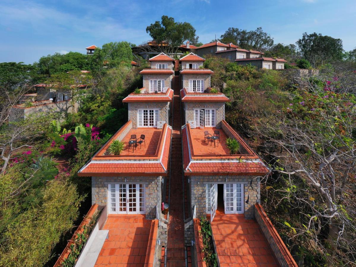 Victoria Nui Sam 3* Chau Doc