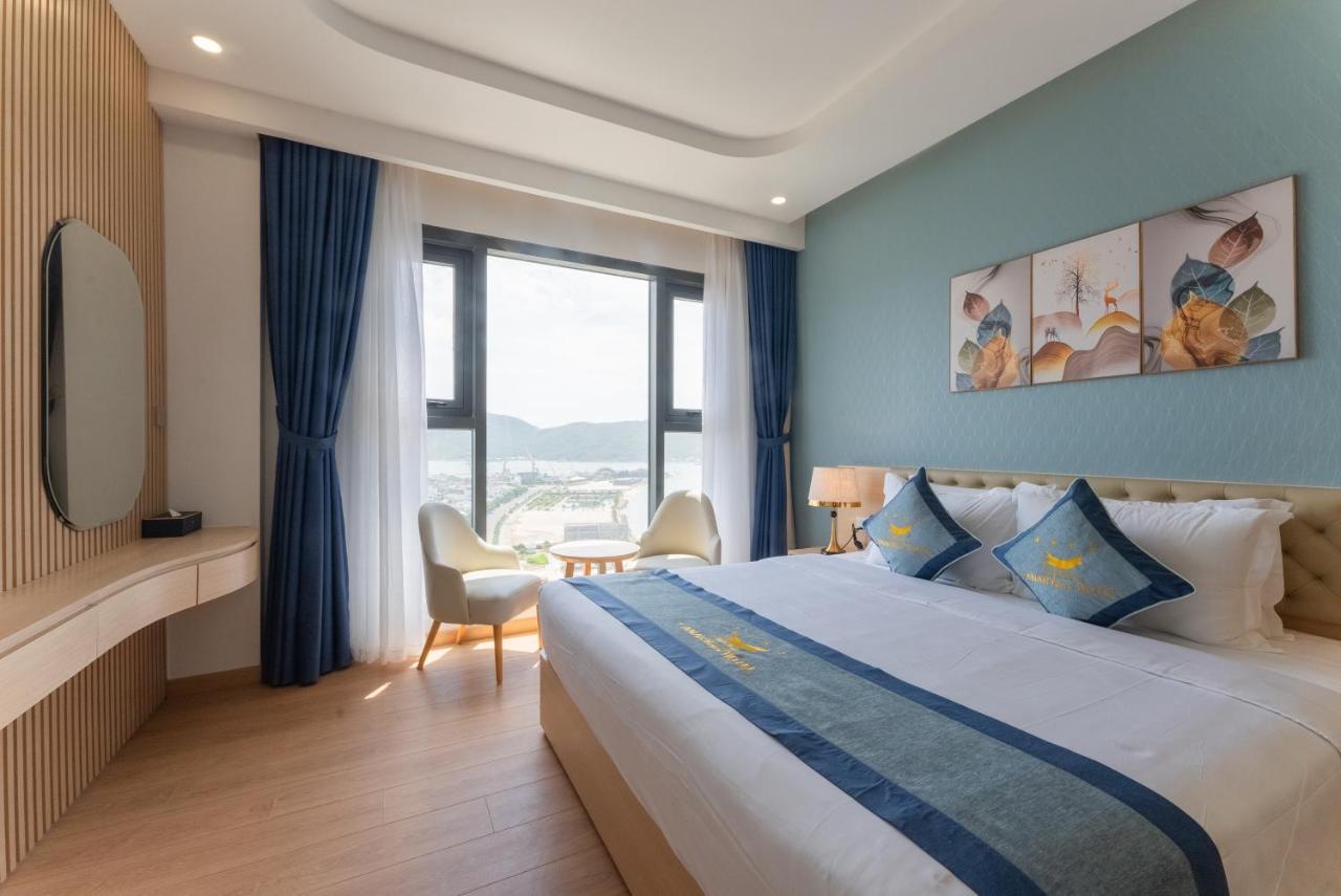 Canary Gold 4*