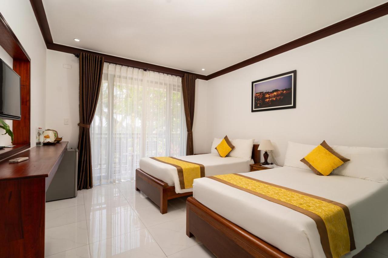 Khách Sạn&biệt Thự Emerald Riverside *