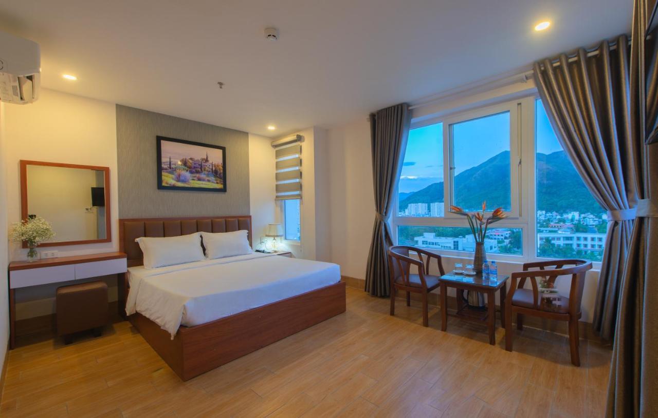 Hotel Canary 3*