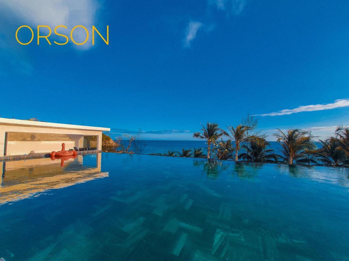 Khách sạn Orson & Con Dao