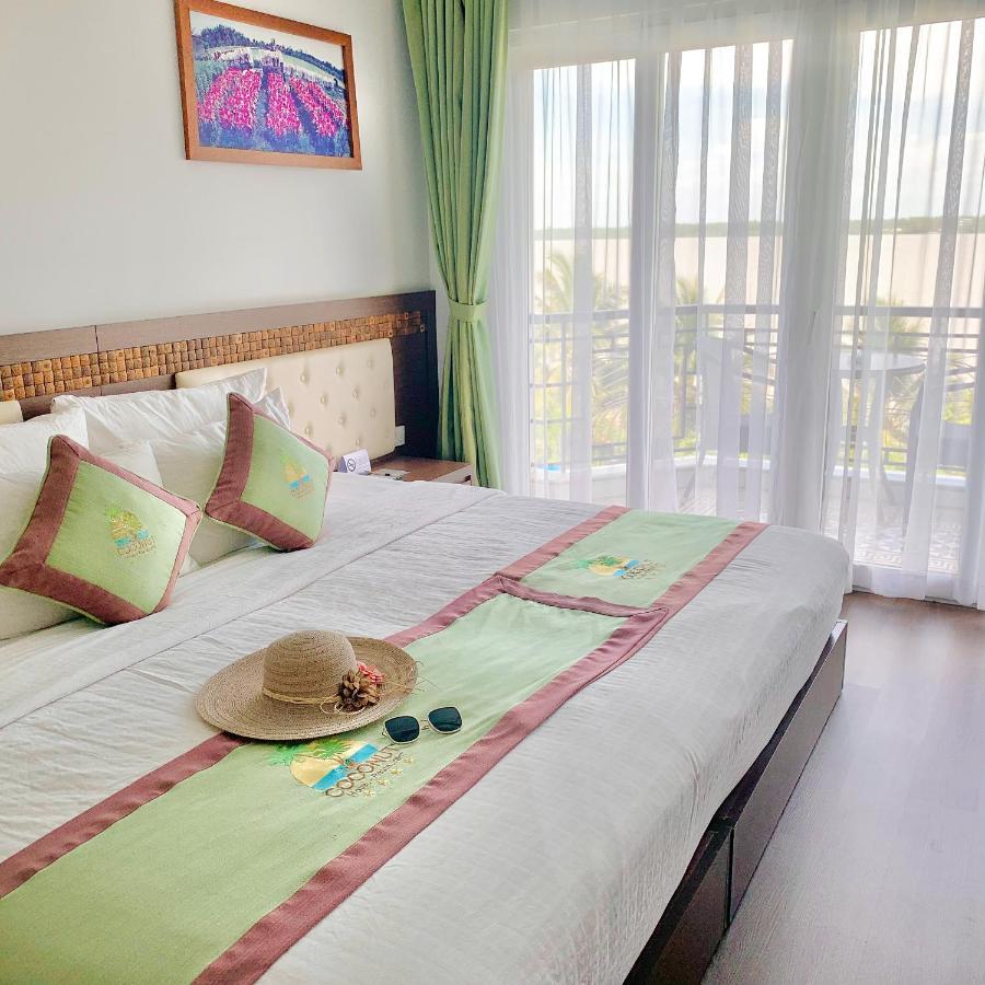 Riverside Resort Ben Tre