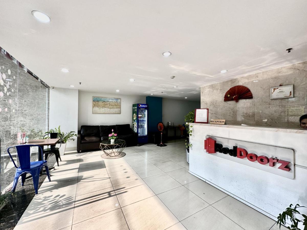 Reddoorz The Jade Than Nhan Trung Hotel
