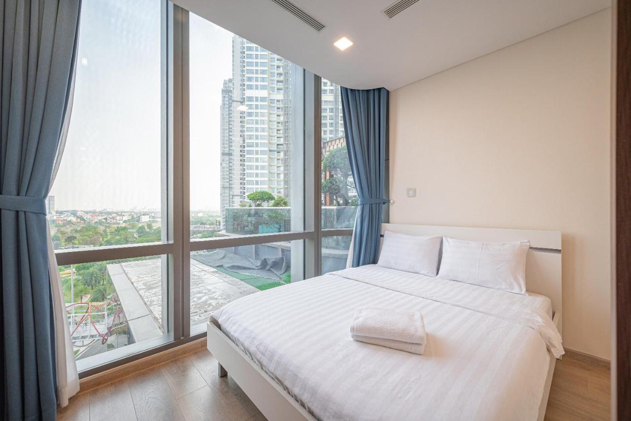 The Landmark 81 Luxury 1234pn Apartment *