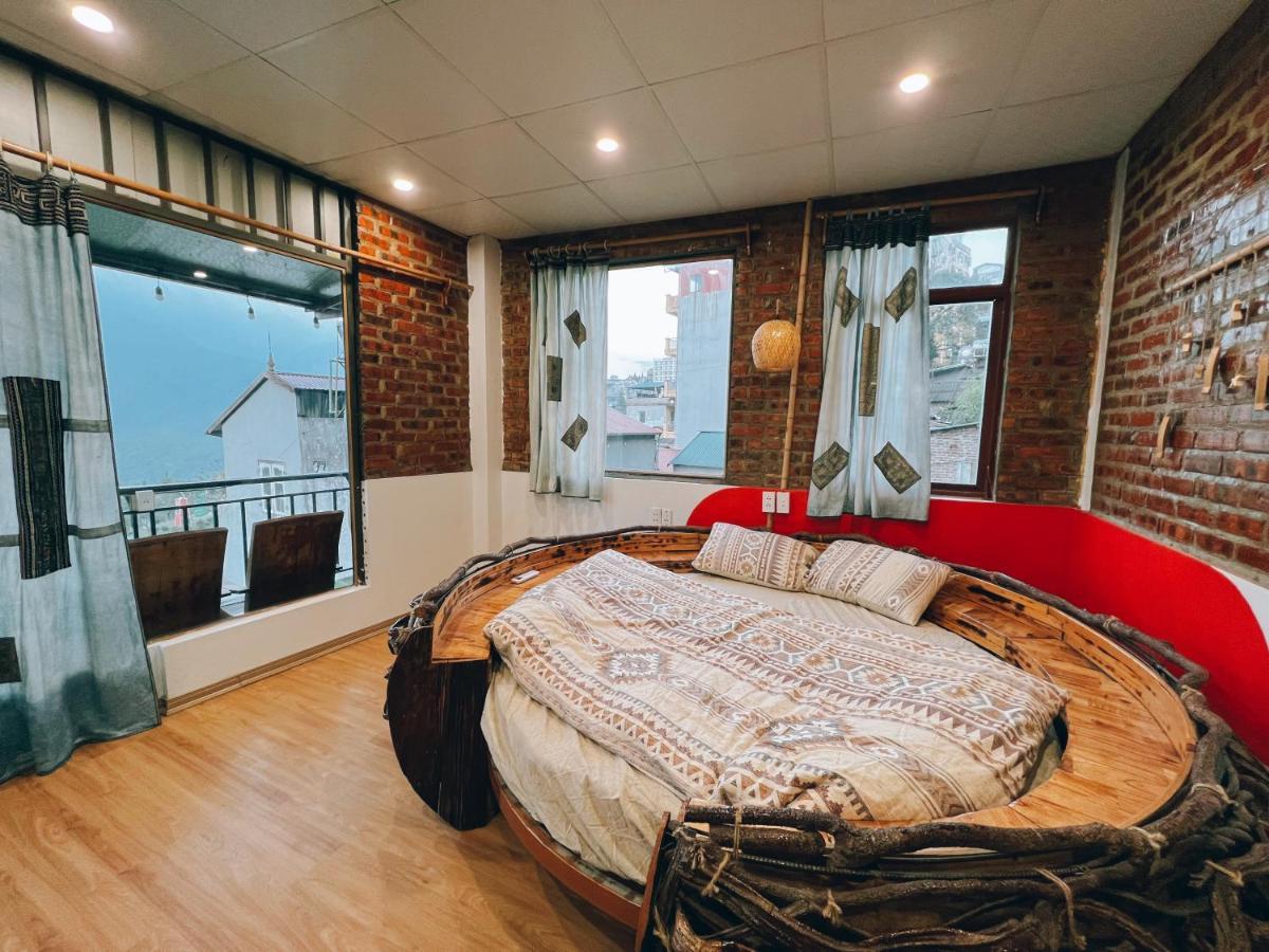 D 2 Homestay