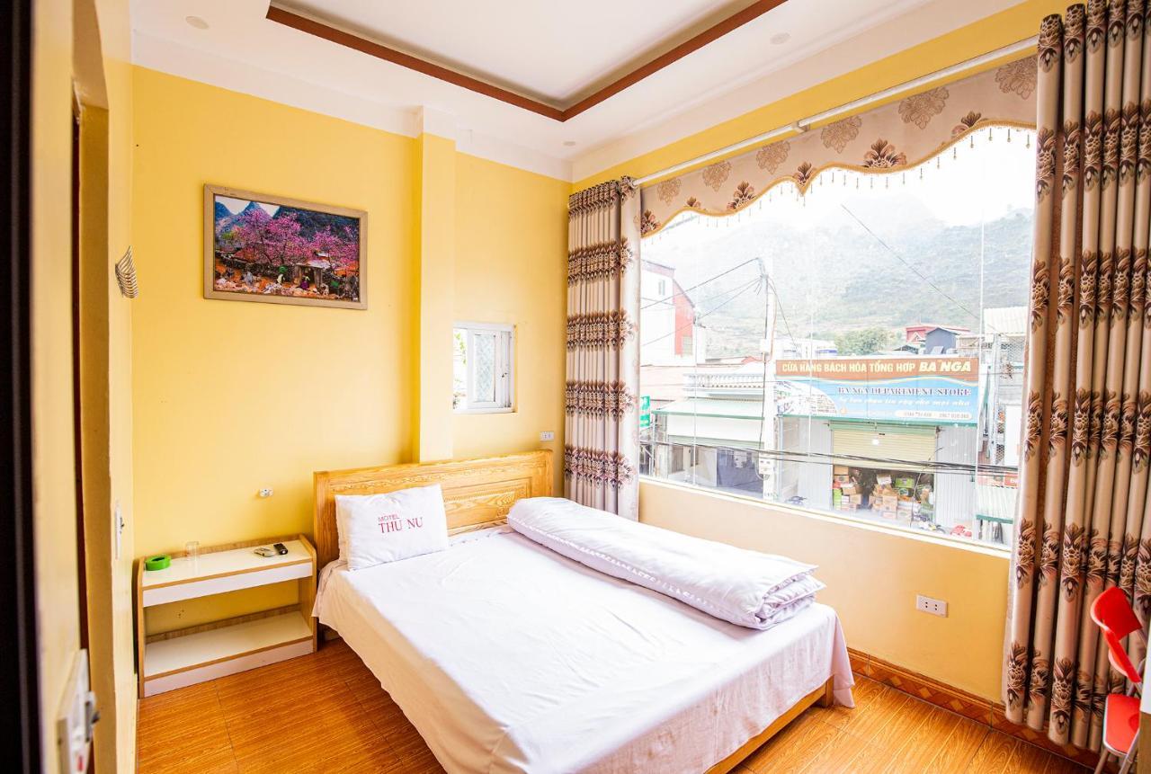 Nha Nghi Thu Nu * Meo Vac