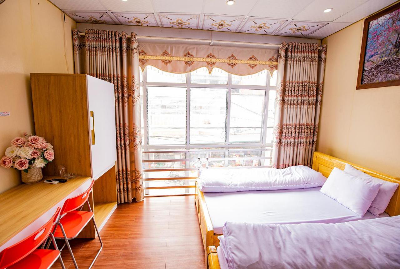 Bed & Breakfast Nha Nghi Thu Nu