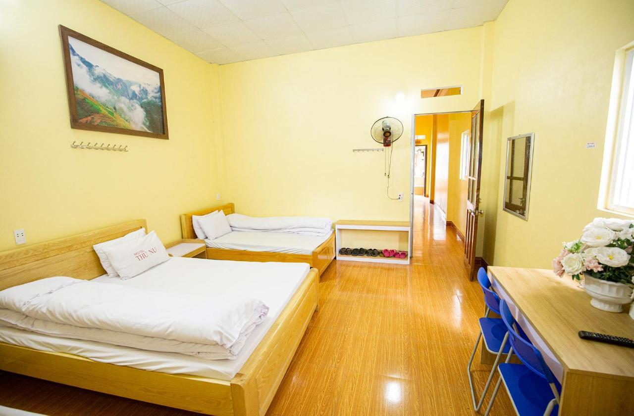 Nha Nghi Thu Nu * Meo Vac