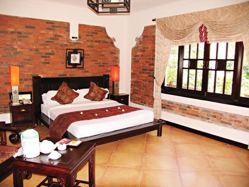 Tuan Chau Marina Hotel