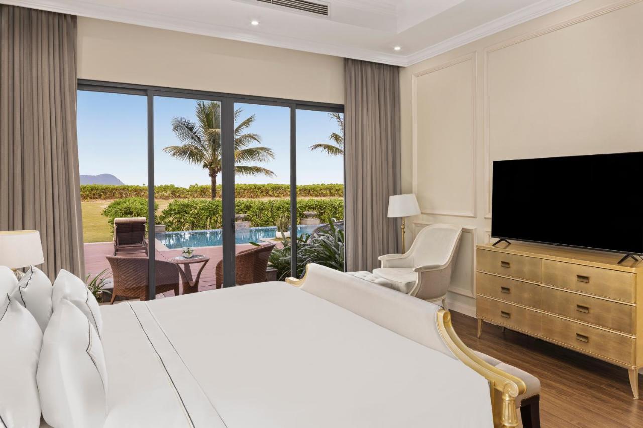 Melia Vinpearl Cua Hoi Beach Resort