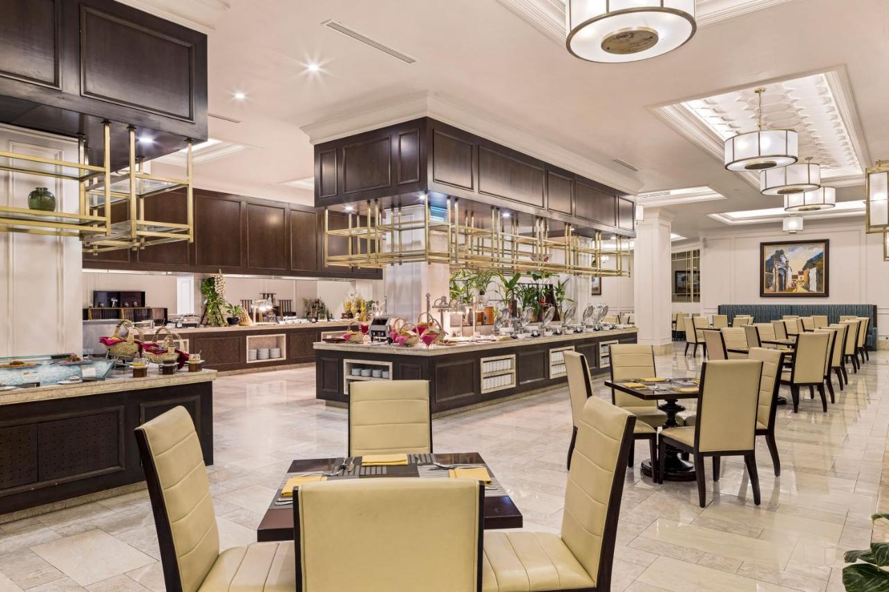 Resort Melia Vinpearl Cua Hoi Beach Resort 5*
