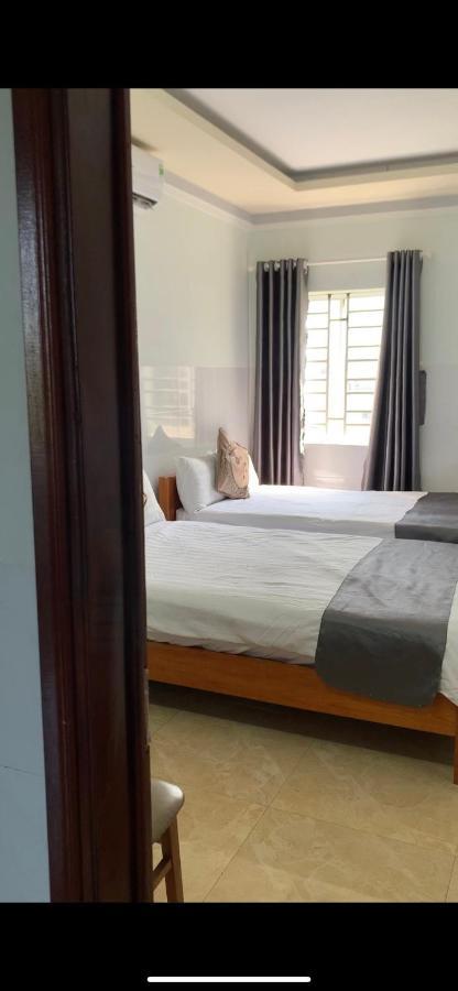 Phuong Dung Hotel *