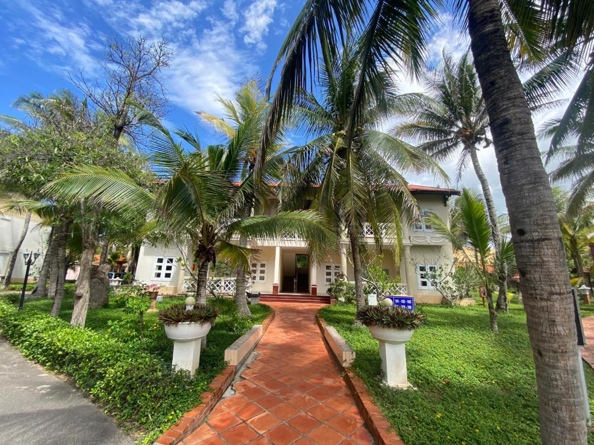 Kega Lighthouse Resort 3*