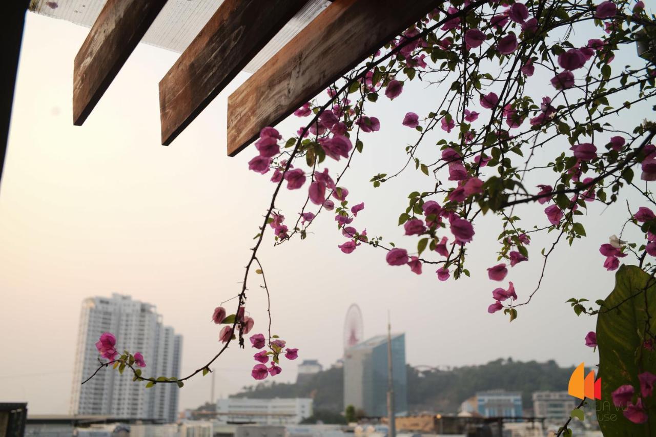 Deja Vu House 3* Ha Long