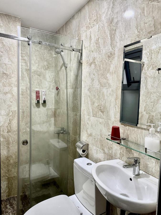 Reddoorz The Jade Thân Nhân Trung 3*