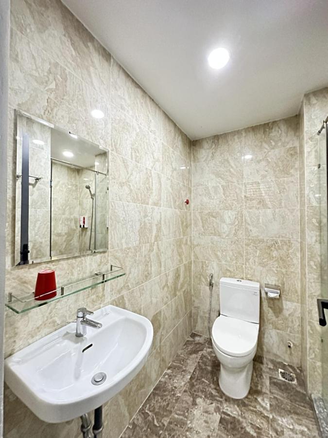 Reddoorz The Jade Thân Nhân Trung Khách sạn 3*