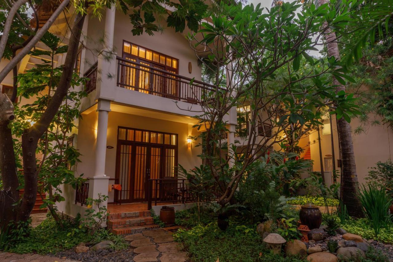 Resort Bamboo Village &