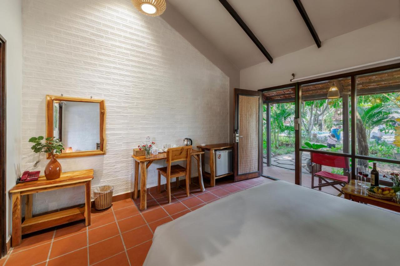 An Nhien Retreat With Yoga Daily & Access