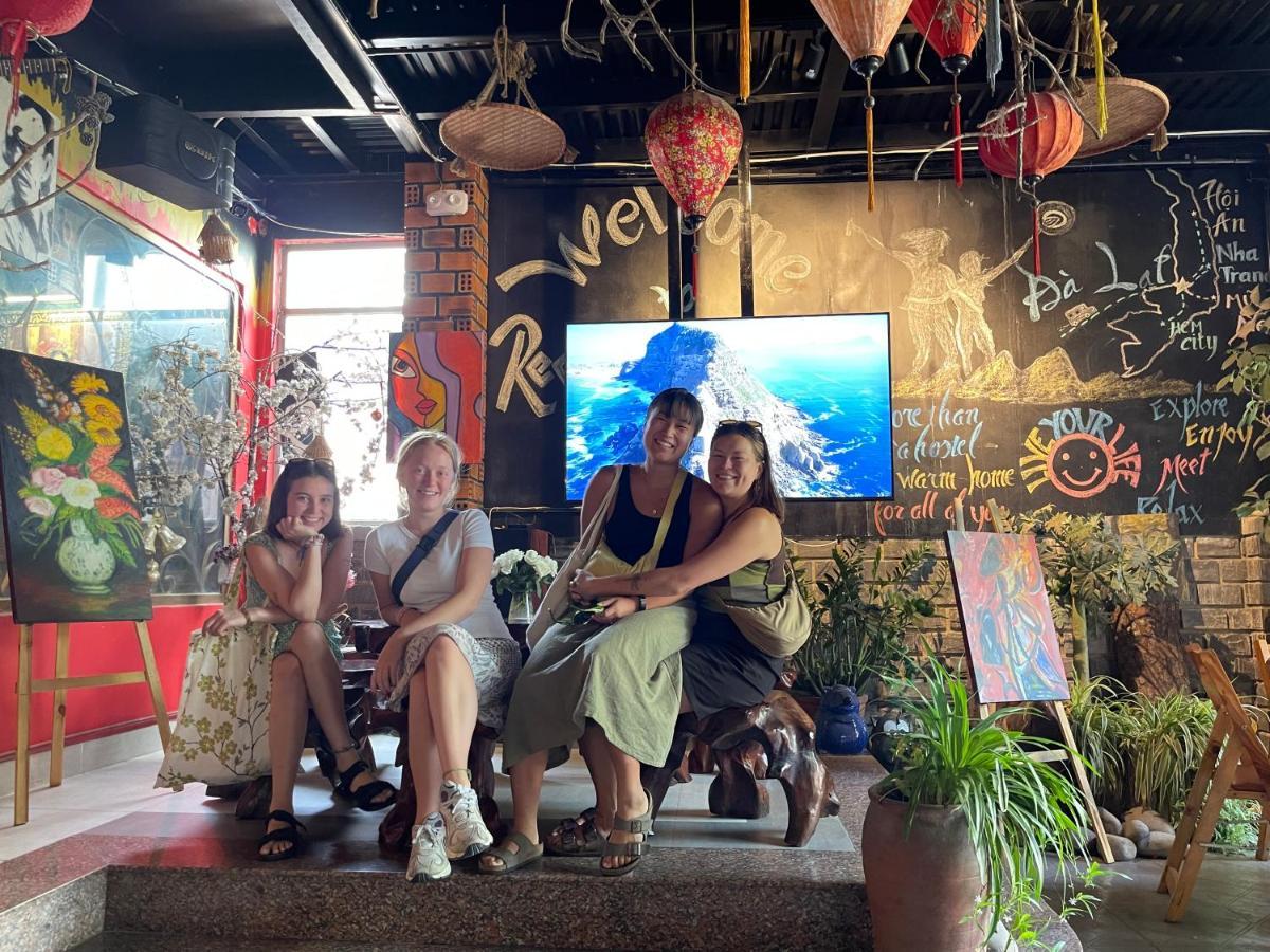 Hostel Redhouse