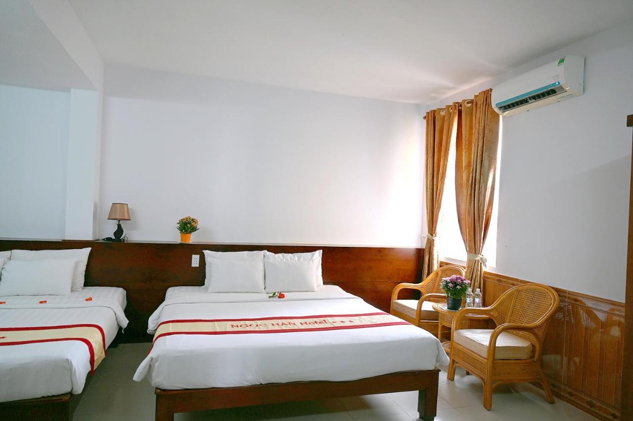 Ngoc By The Moment Hotel