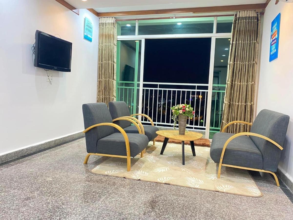 Apartment Can Ho Hoang Anh Daklak Ngay Trung Tam Full Noi That 3pn Thoai Mai Cho 8-12 Nguoi *
