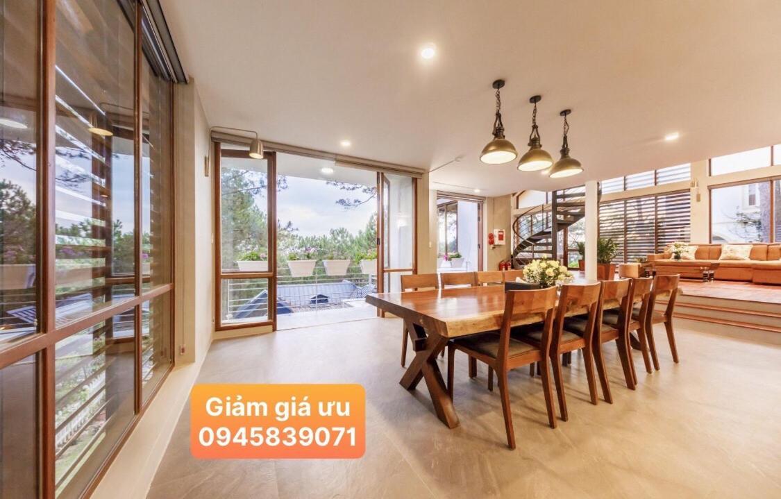 Khoi Nghia Bac Son Gan Ho Xuan Huong Gan Cho Dem - Knbs Lana * Đà Lạt