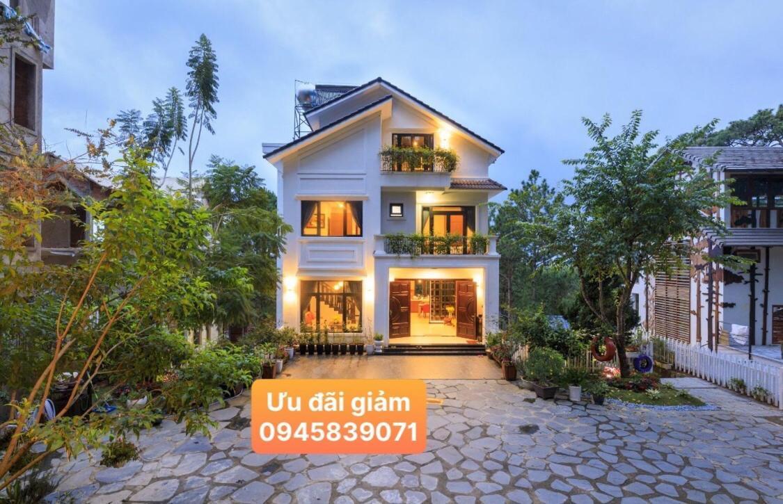 Khoi Nghia Bac Son Gan Ho Xuan Huong Gan Cho Dem - Knbs Lana Biệt thự Đà Lạt
