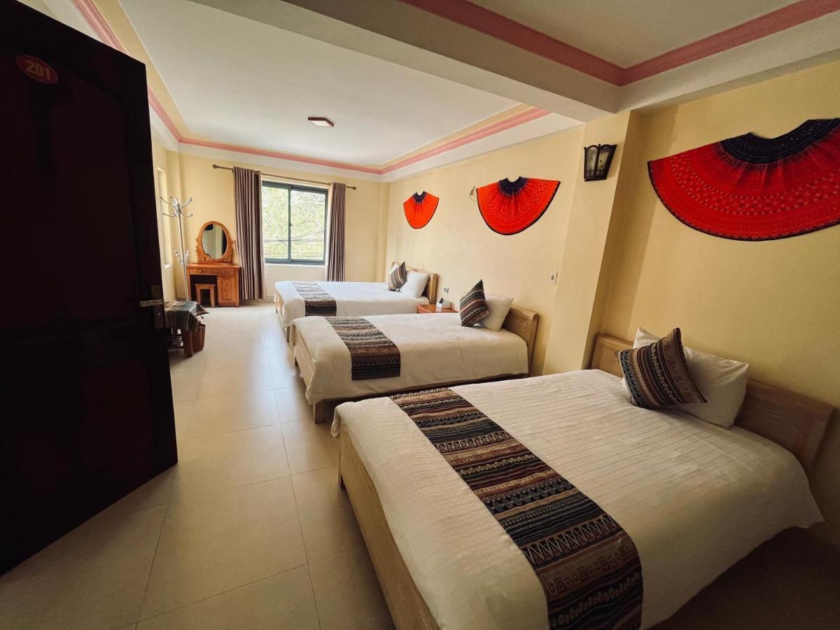 Happy Family Hotel