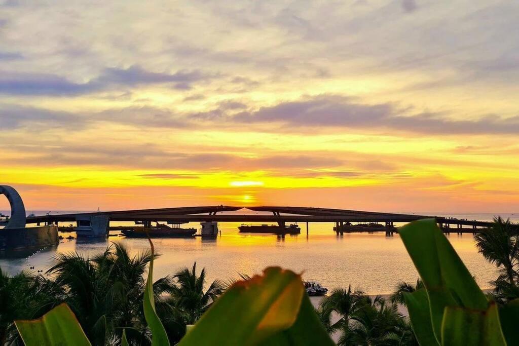Ocean At Sunset Town Phú Quốc